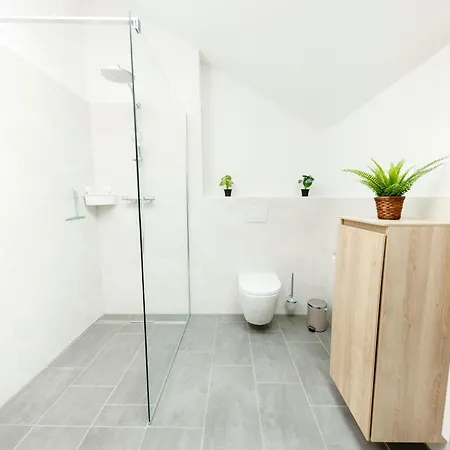 8 Jella * 상트안드레스베르크