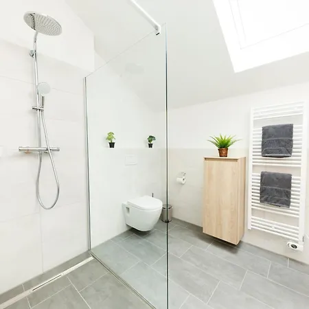 8 Jella Apartment