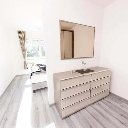 Apartment 8 Jella